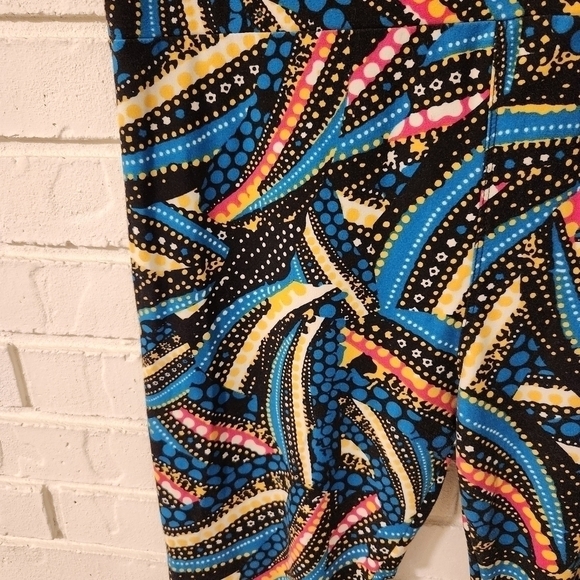 Lularoe Leggings Size M/L - Picture 4 of 8